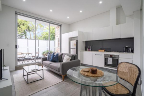 Modern 1-Bedroom Retreat